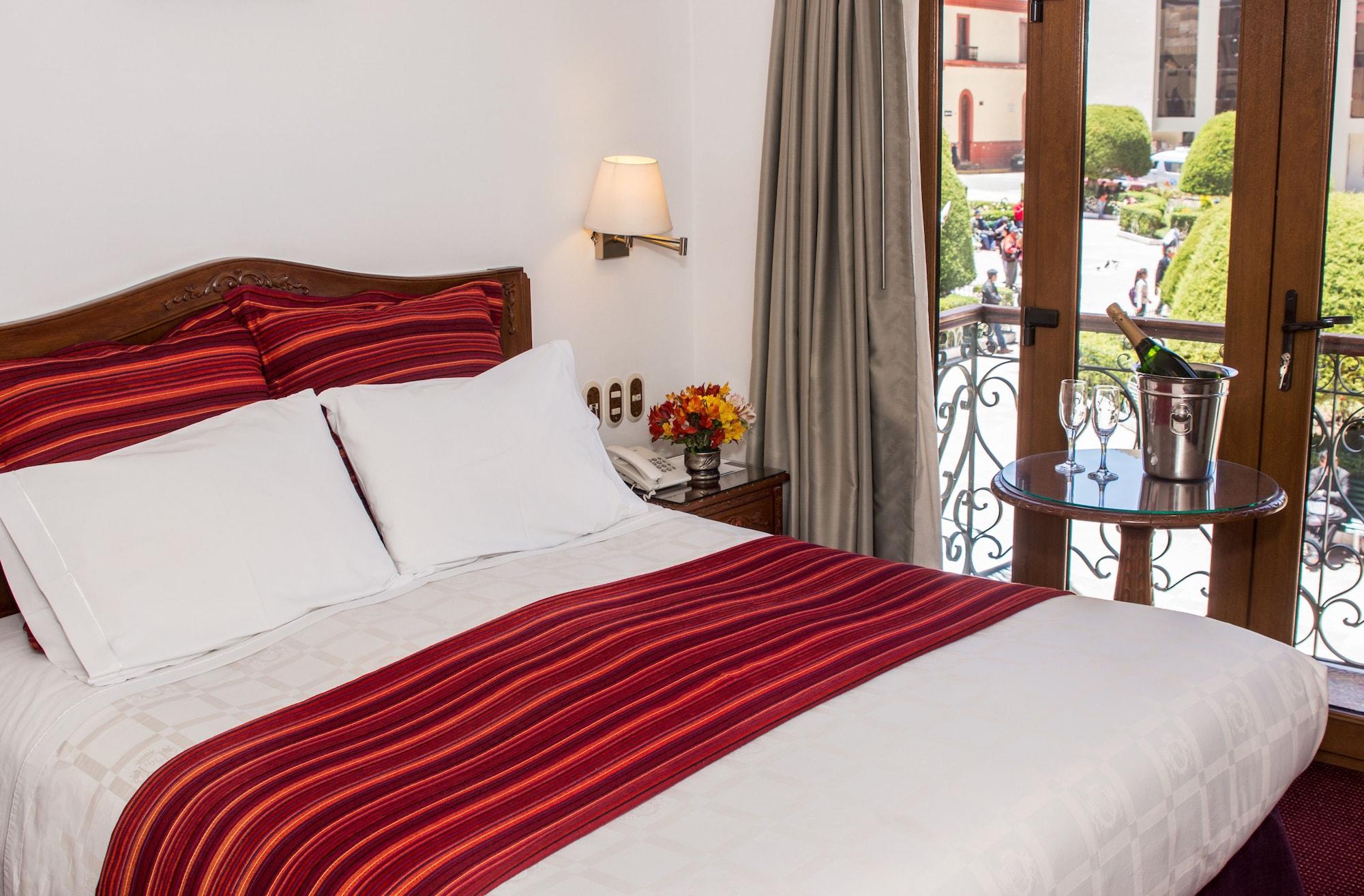 Hotel Hacienda Plaza De Armas ปูโน ภายนอก รูปภาพ