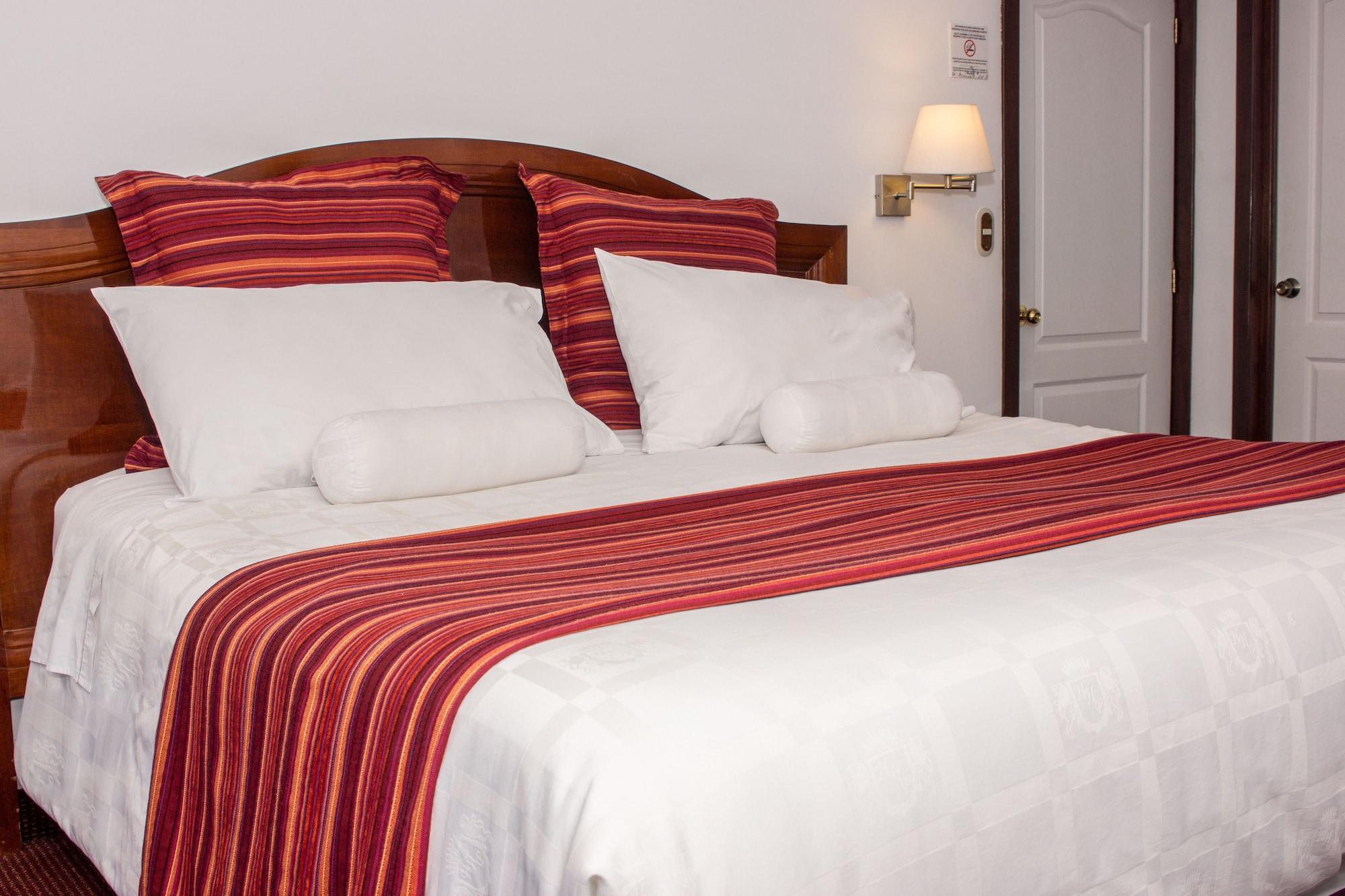 Hotel Hacienda Plaza De Armas ปูโน ภายนอก รูปภาพ